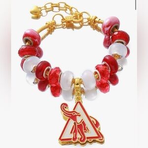 Triangle Elephant bracelet NWT